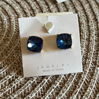Solid or shimmer chunky studs