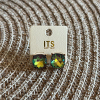 Solid or shimmer chunky studs