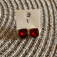 Solid or shimmer chunky studs