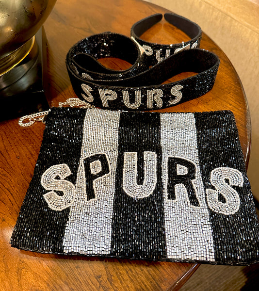 Spur wristlet