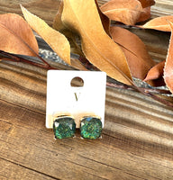 Solid or shimmer chunky studs