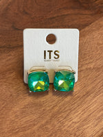 Solid or shimmer chunky studs