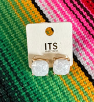 Solid or shimmer chunky studs